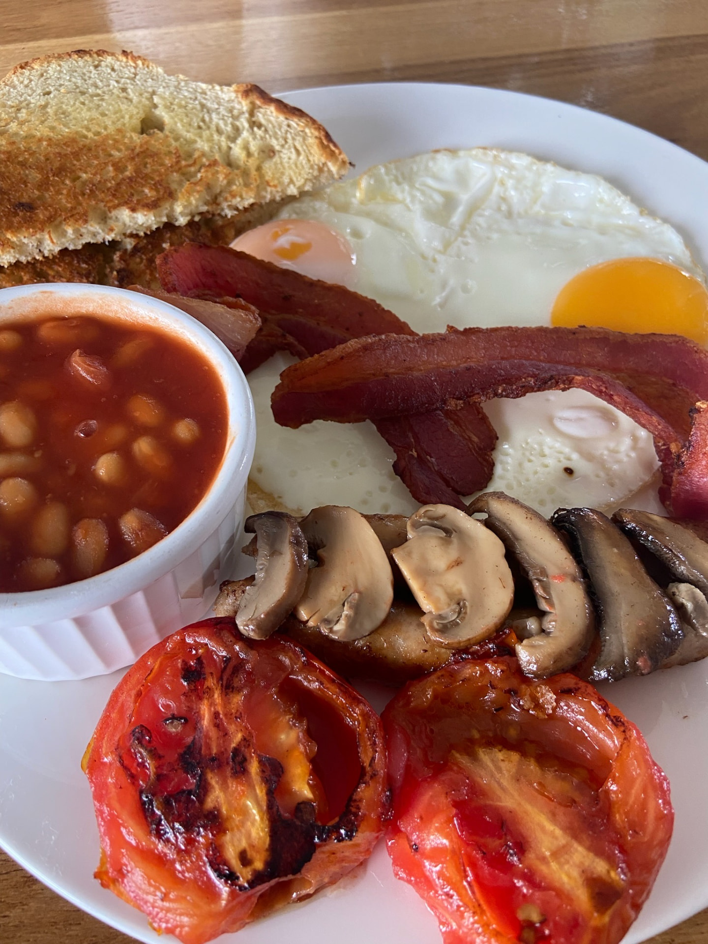 Full cooked breakfast at The Nest